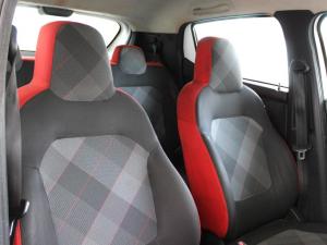 Renault Kwid 1.0 Zen - Image 17