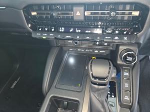 Toyota Land Cruiser Prado 2.8GD VX-R - Image 19
