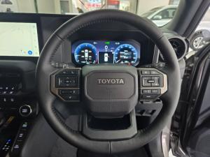 Toyota Land Cruiser Prado 2.8GD VX-R - Image 25