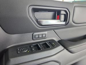 Toyota Land Cruiser Prado 2.8GD VX-R - Image 26