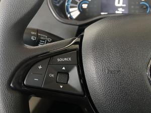 Renault Triber 1.0 Zen manual - Image 7