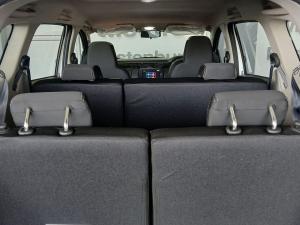 Renault Triber 1.0 Zen manual - Image 17