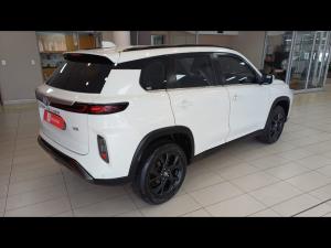 Toyota Urban Cruiser 1.5 XR manual - Image 3