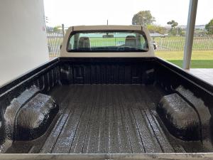 Toyota Hilux 2.4GD single cab S (aircon) - Image 18