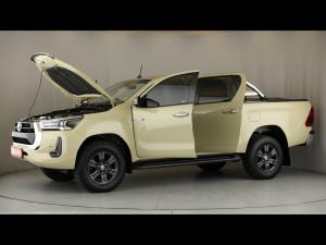 Toyota Hilux 2.8GD-6 double cab 4x4 Raider auto - Image 12