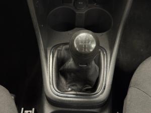 Volkswagen Polo Vivo hatch 1.4 Trendline - Image 9