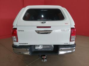 Toyota Hilux 2.4GD-6 double cab 4x4 Raider manual - Image 9