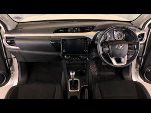 Toyota Hilux 2.8GD-6 double cab Raider auto - Image 6
