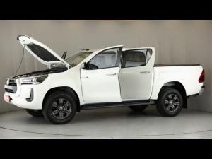 Toyota Hilux 2.8GD-6 double cab Raider auto - Image 12