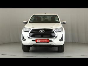 Toyota Hilux 2.8GD-6 double cab Raider auto - Image 4