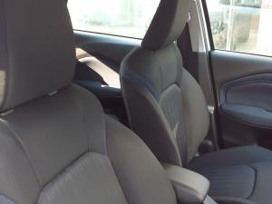 Toyota Starlet 1.5 Xi - Image 10