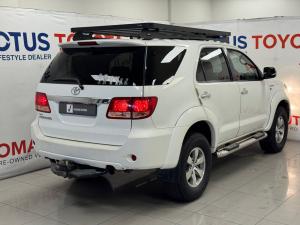 Toyota Fortuner 3.0D-4D - Image 2