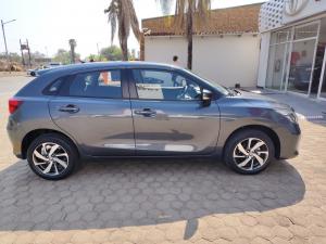 Toyota Starlet 1.5 XS auto - Image 3