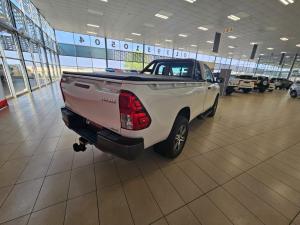 Toyota Hilux 2.4GD-6 4x4 SRX - Image 2