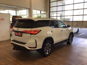 Toyota Fortuner 2.8GD-6 VX - Image 2