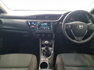 Toyota Corolla Quest 1.8 Plus manual - Image 6