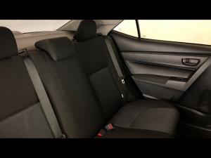 Toyota Corolla Quest 1.8 Plus manual - Image 12