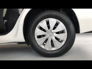 Toyota Corolla Quest 1.8 Plus manual - Image 19