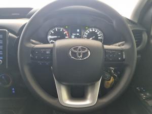 Toyota Hilux 2.4GD-6 double cab Raider auto - Image 8