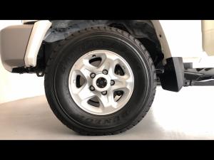 Toyota Land Cruiser 76 4.5D-4D V8 station wagon LX - Image 19