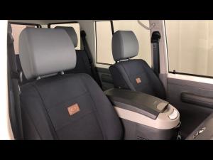 Toyota Land Cruiser 76 4.5D-4D V8 station wagon LX - Image 31