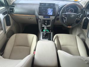 Toyota Land Cruiser Prado 2.8GD VX-L - Image 8