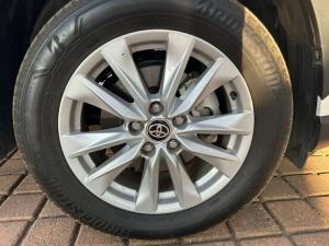 Toyota Corolla Cross 1.8 Hybrid XS - Image 11