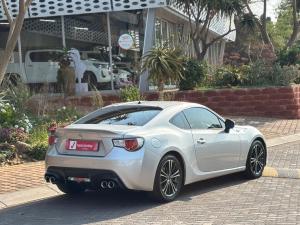 Toyota 86 2.0 high auto - Image 2