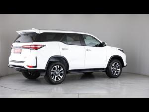 Toyota Fortuner 2.4GD-6 auto - Image 2