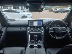 Toyota Land Cruiser 300 3.3D GR-Sport - Image 6