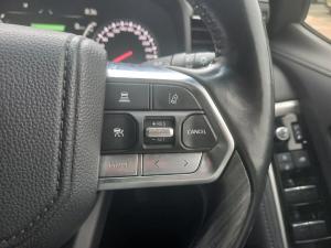 Toyota Land Cruiser 300 3.3D GR-Sport - Image 10