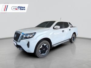 Nissan Navara 2.5DDTI LE/LE Plus automatic D/C - Image 1