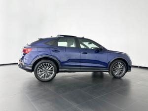 Audi Q3 Sportback 35 Tfsi Stronic S Line - Image 6