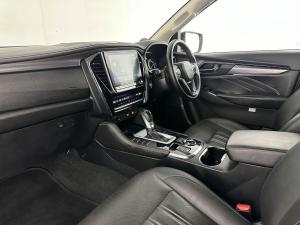 Isuzu MU-X 3.0D Onyx 4X4 automatic - Image 12