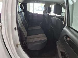 Isuzu KB 250 D-TEQ HO HI RiderD/C - Image 10