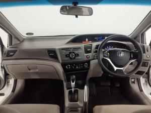 Honda Civic sedan 1.8 Comfort auto - Image 11