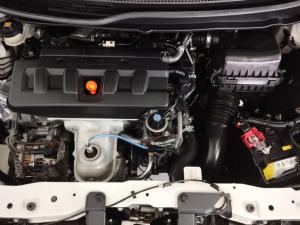 Honda Civic sedan 1.8 Comfort auto - Image 14