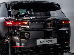Land Rover Range Rover Sport 4.4 SV+ - Image 10