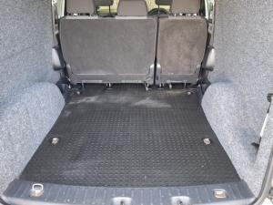 Volkswagen Caddy Maxi 2.0TDI crew bus - Image 12