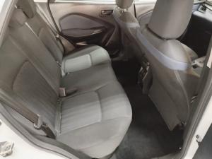 Toyota Starlet 1.5 XS auto - Image 5