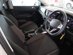 Volkswagen Polo hatch 1.0TSI Life auto - Image 43