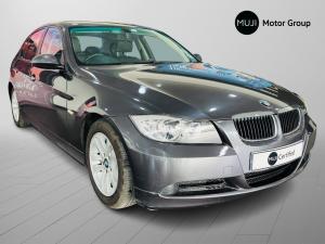 BMW 320i - Image 1