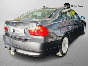 BMW 320i - Image 3