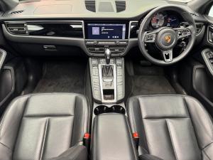 Porsche Macan S - Image 17