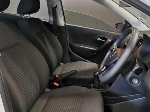 Volkswagen Polo Vivo hatch 1.4 - Image 11