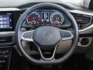 Volkswagen Polo sedan 1.0TSI Life - Image 6