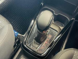 Suzuki Swift 1.2 GLX auto - Image 15