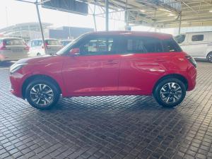 Suzuki Swift 1.2 GLX auto - Image 4