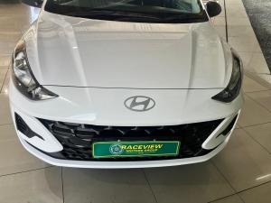 Hyundai Grand i10 1.0 Premium hatch - Image 2