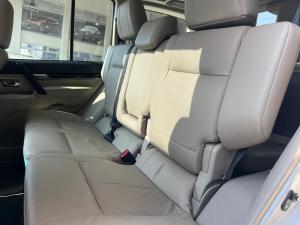 Mitsubishi Pajero 5-door 3.2DI-D GLS - Image 15